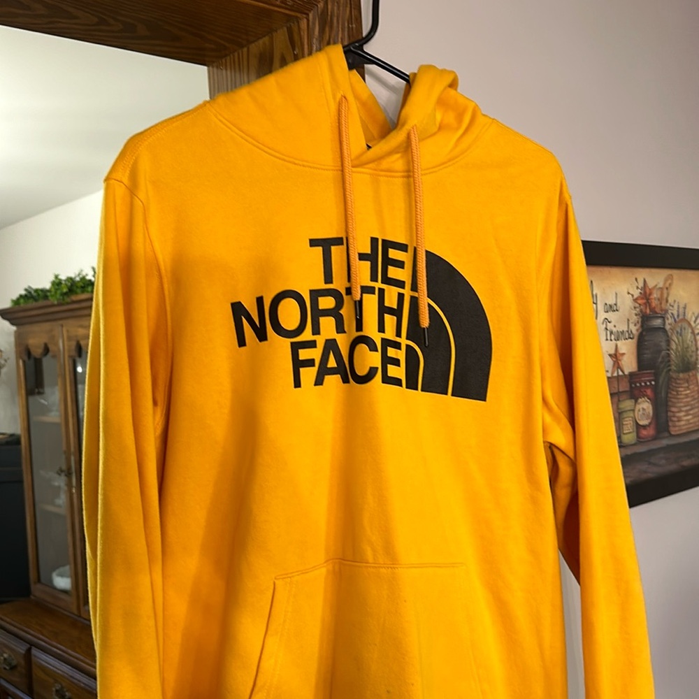 Men’s The North Face Large Hoodie